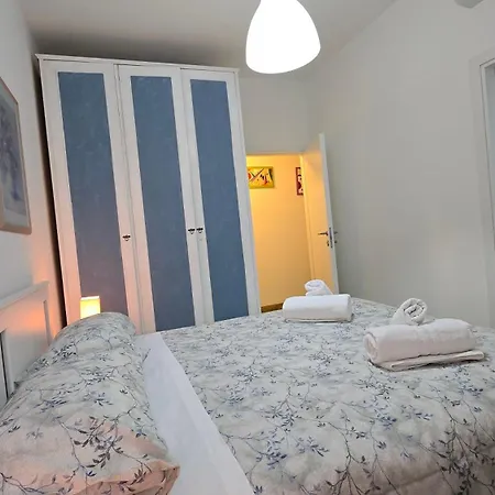 Apartment Cinefestival Emerald *